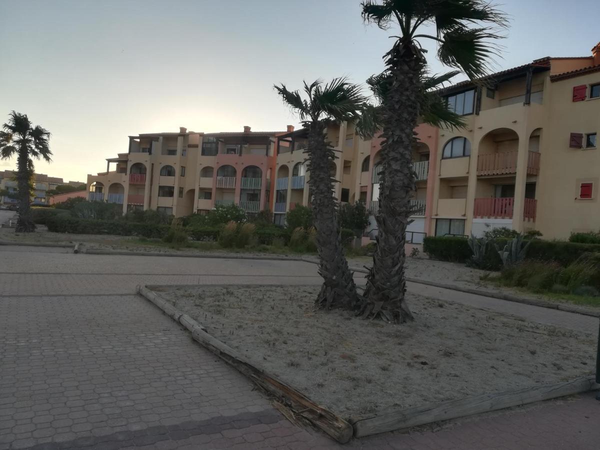 T2 Grande plage -parking numéroté - direct mer Le Barcarès Extérieur photo